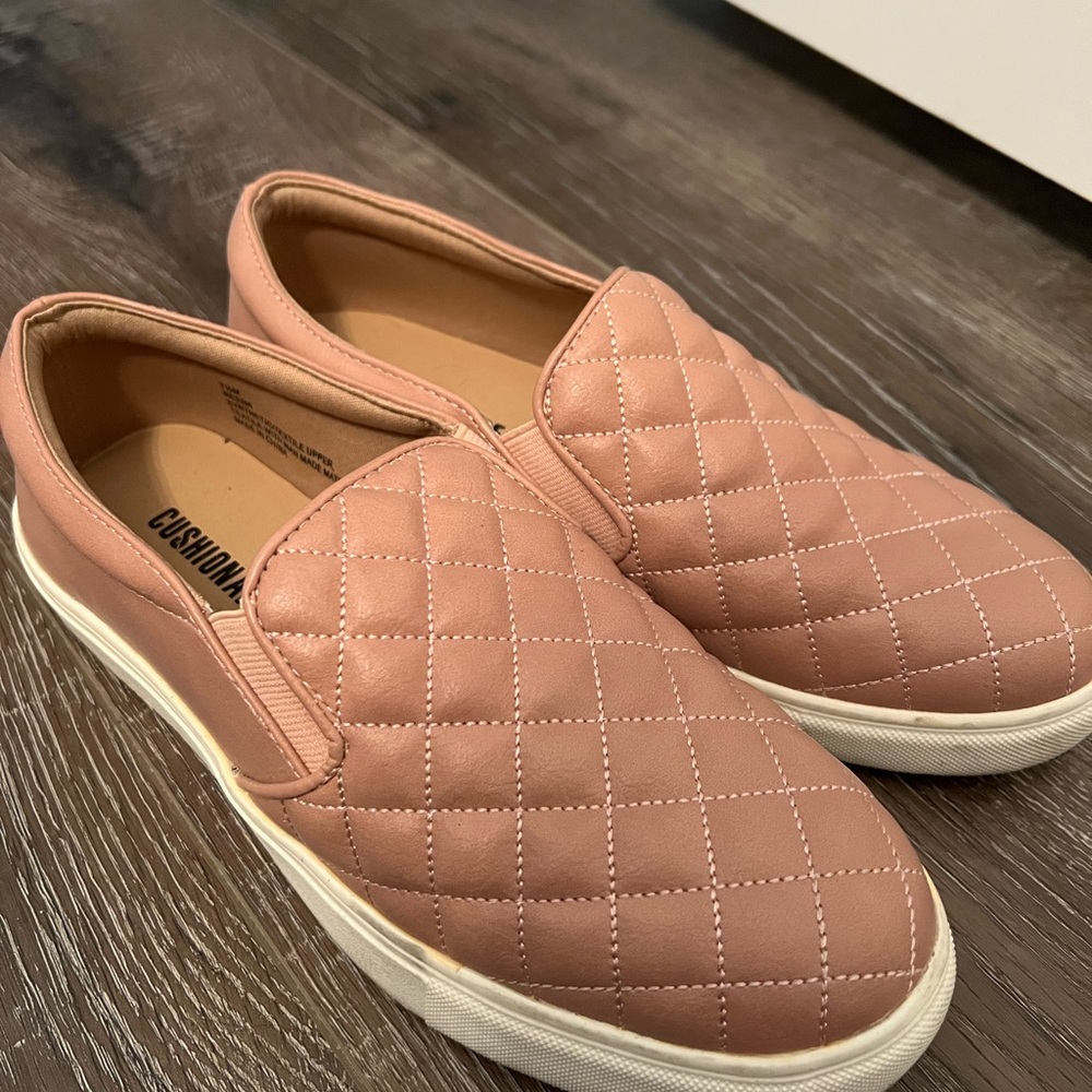 Pink Quilted Slip-On Flats with Elastic Panels